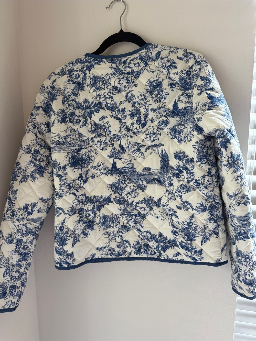 Rachel Zoe Blue and White Quilted Toile Jacket - Picture 5 of 5